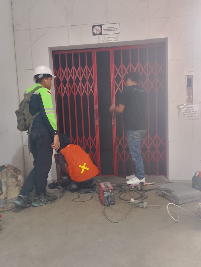 WhatsApp Image 2025-12-02 at 09.43.24 (2)